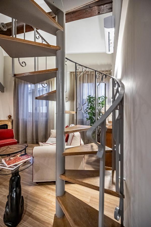 Apartment Yid Penthouse In Santa Croce Florence